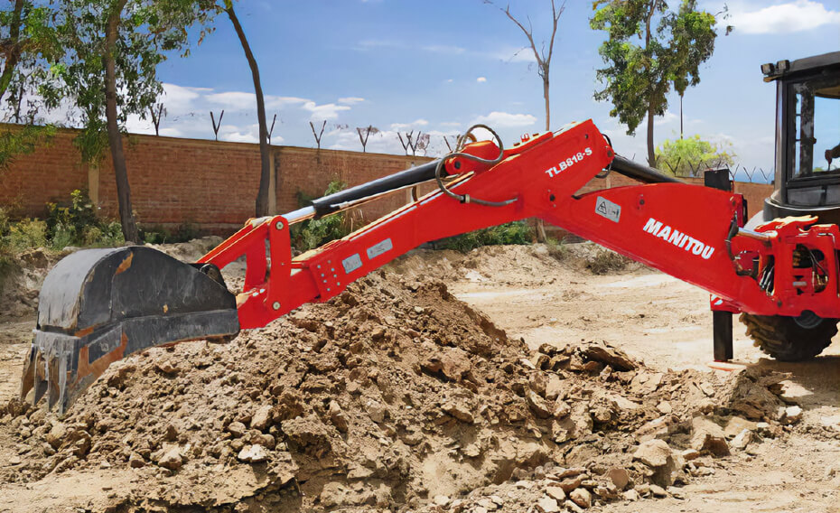 - Manitou TLB 818S 